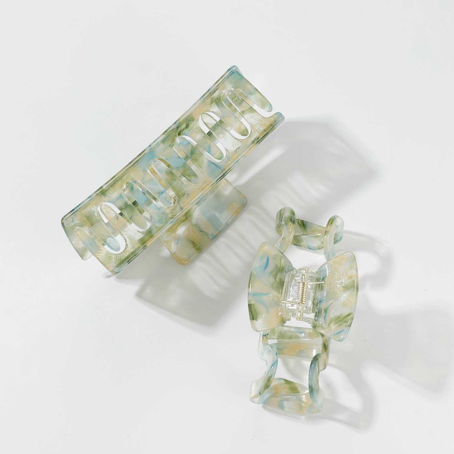 Garden Party | Assorted Large Claw Clips.