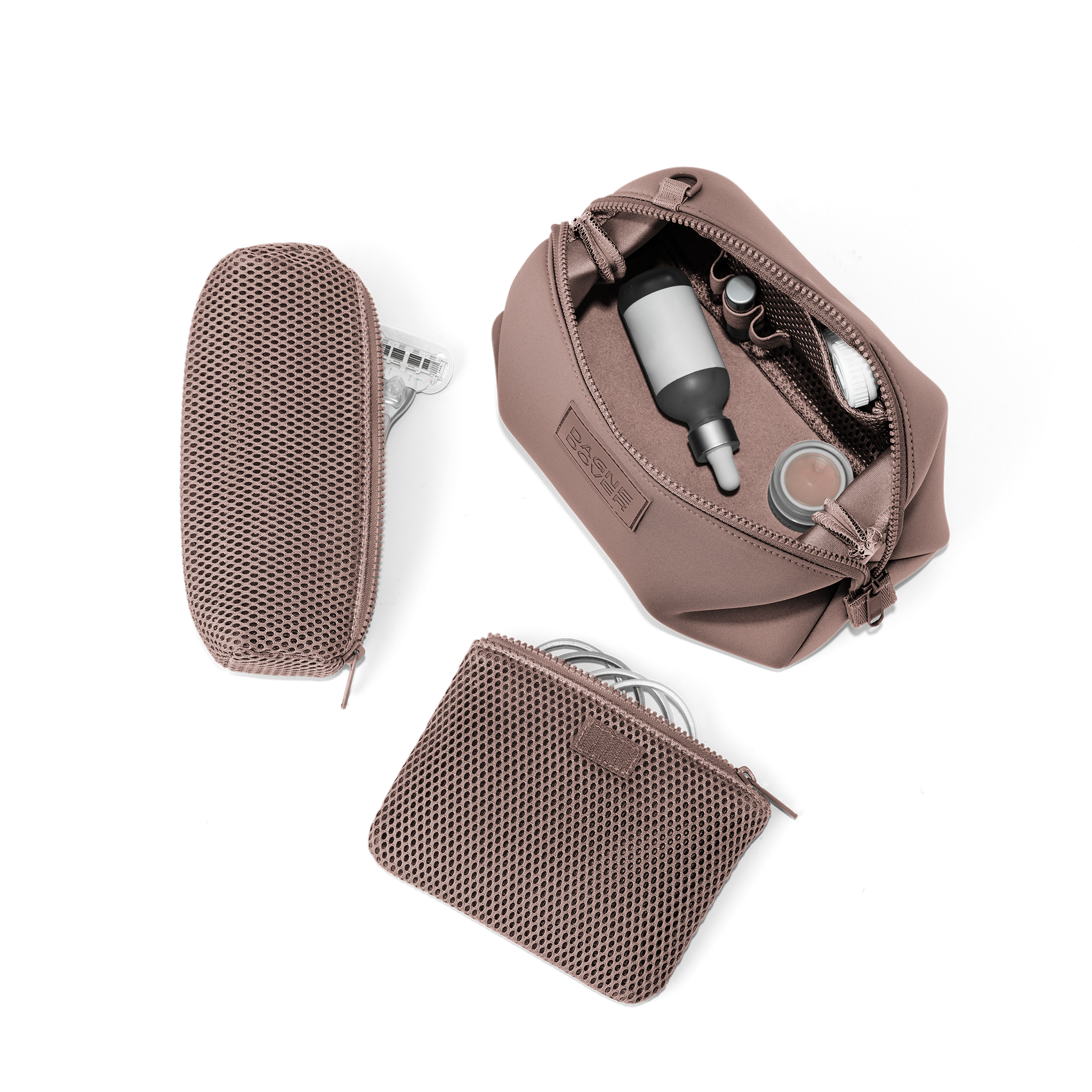 Hunter Toiletry Bag in Dune, Large