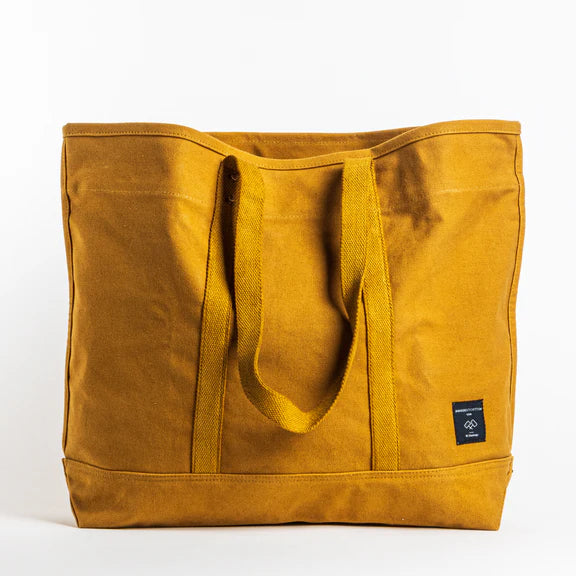 Large East West Tote