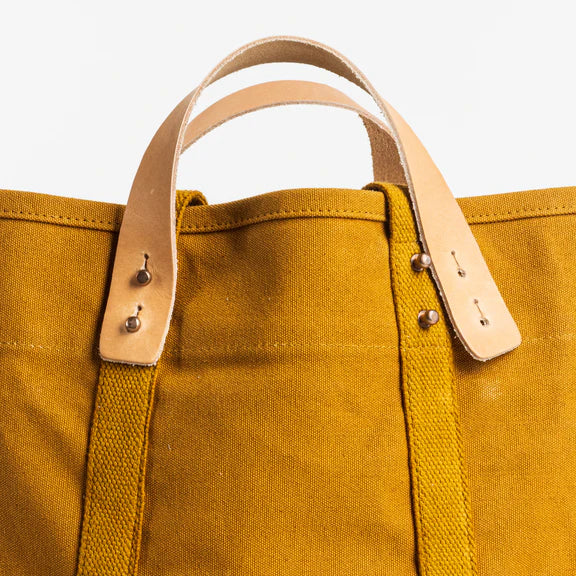 Large East West Tote