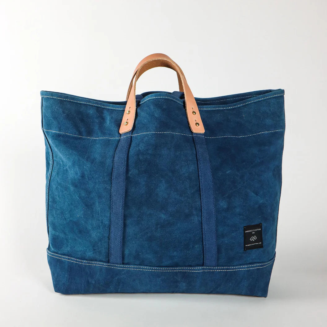 Large East West Tote
