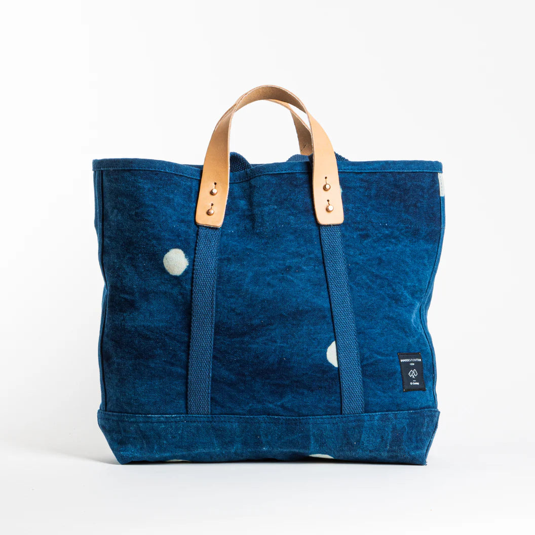 Small East West Tote