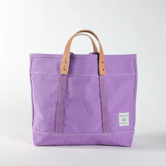 Small East West Tote