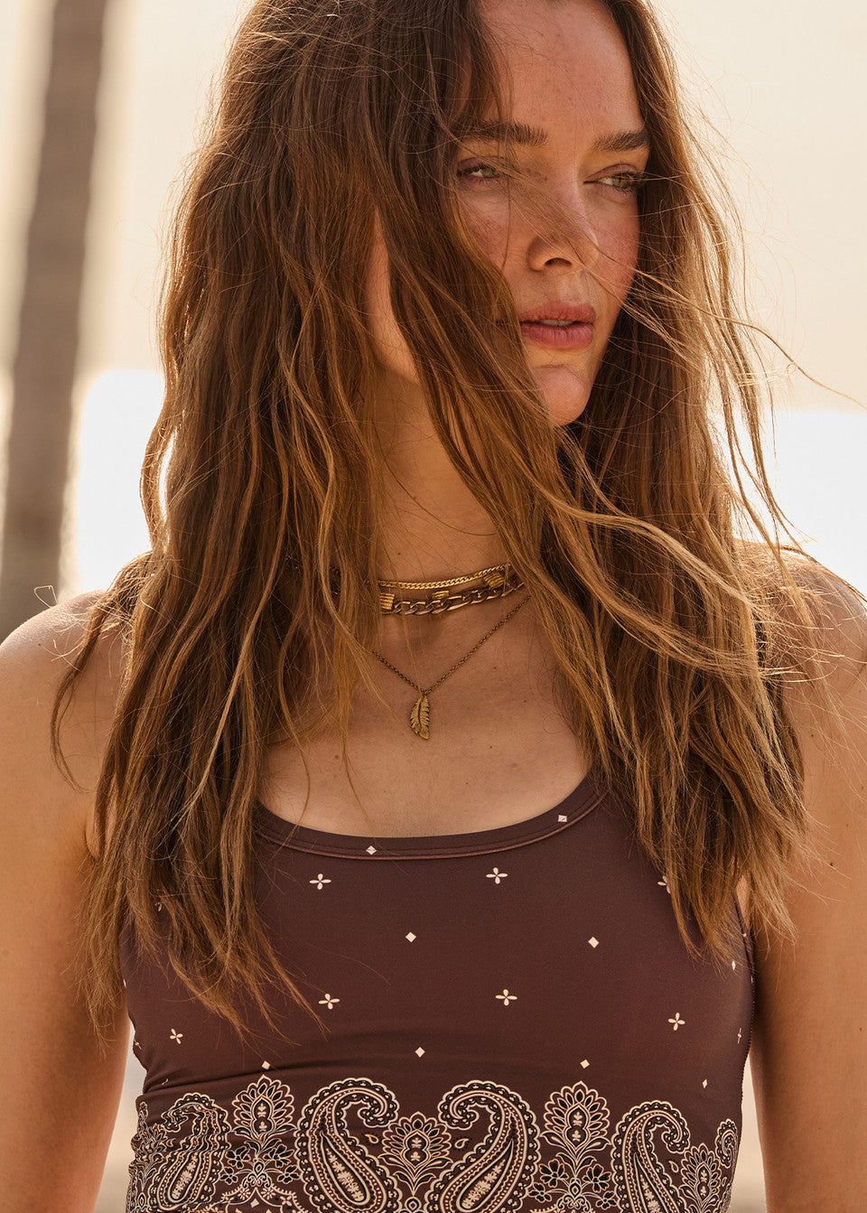 MIKKOLA LOU SCOOP CROP