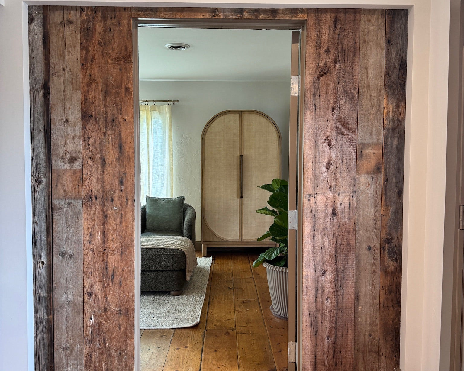 What to Expect at the SALT + GROVE Spa