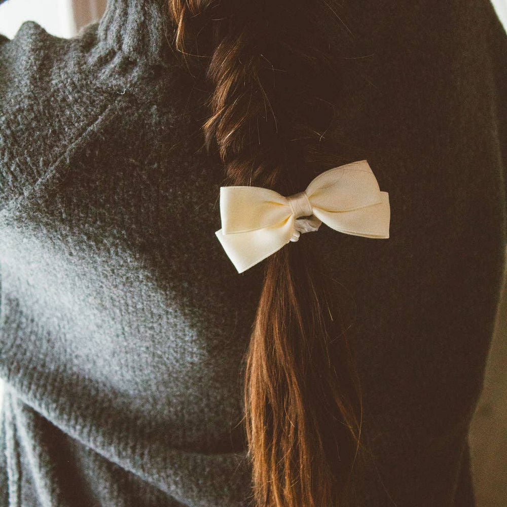 
                      
                        Cinch Bow Scrunchie
                      
                    