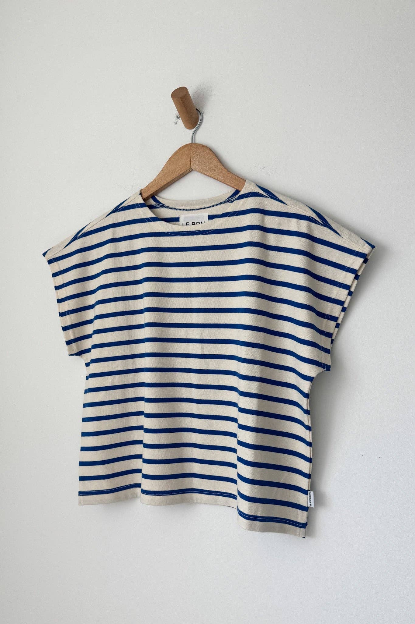 Manon Tee