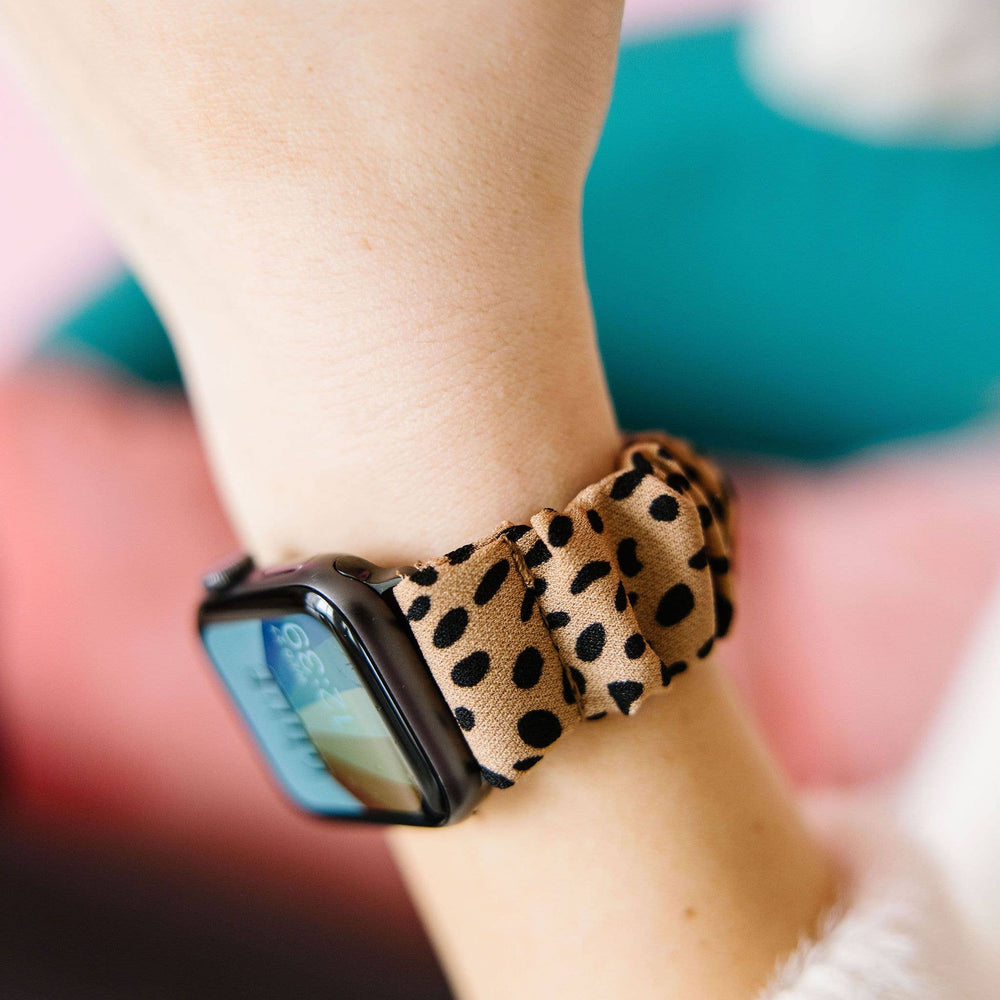 
                      
                        Jungle Cat Band Compatible with Apple Watch
                      
                    