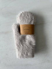 FLUFFY ANGORA MITTENS - neutral