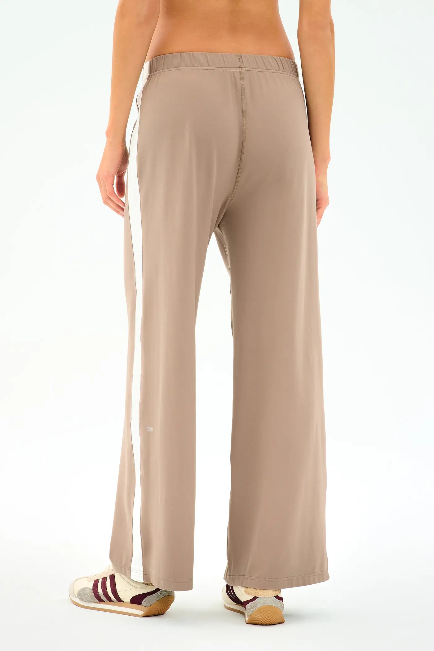 Willow Airweight Wide Leg
