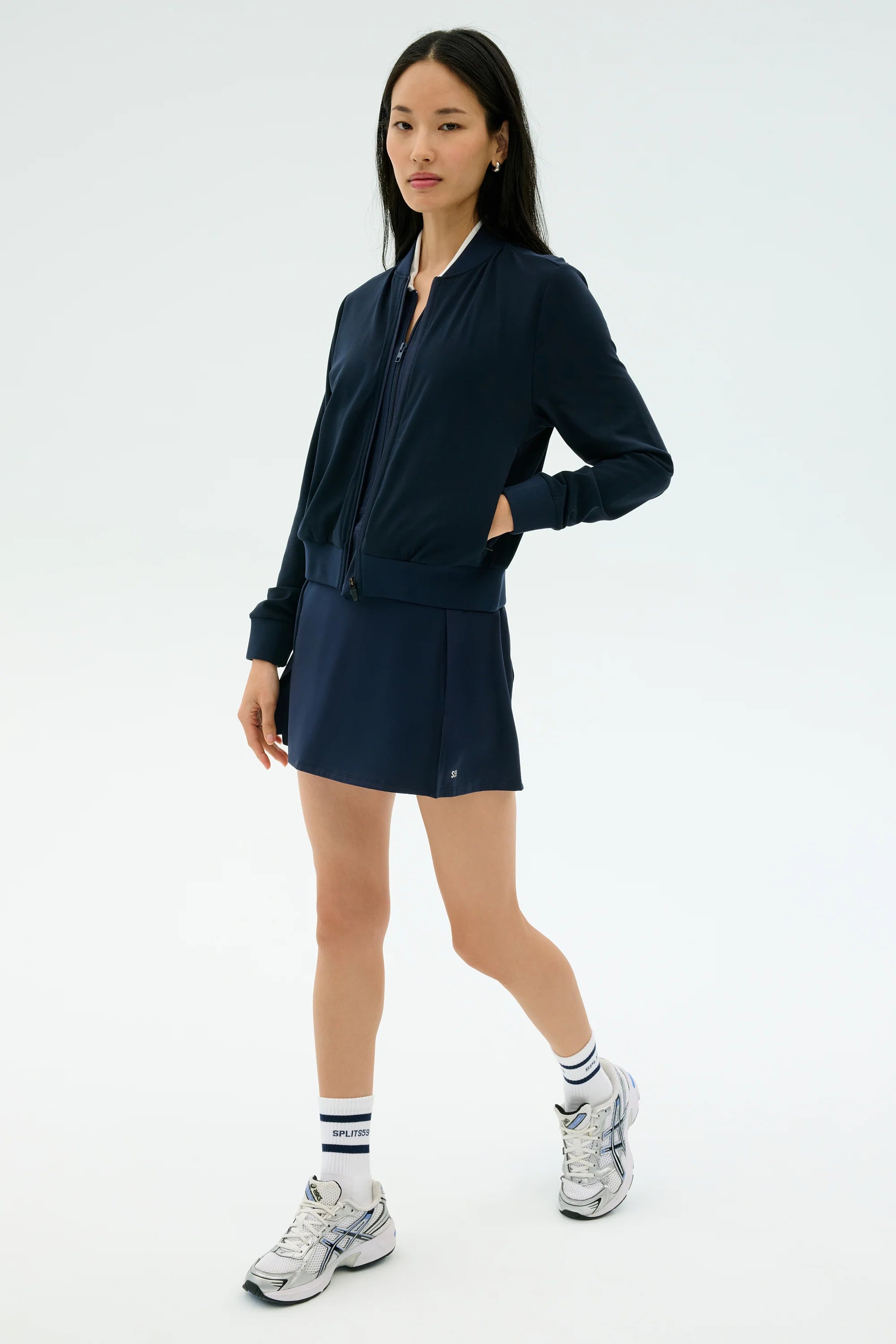 27_AUSTINRIGORDRESSINDIGO-WHITEH6006AIRWEIGHTBOMBERJACKETINDIGOI2052_D2_0020V2.webp