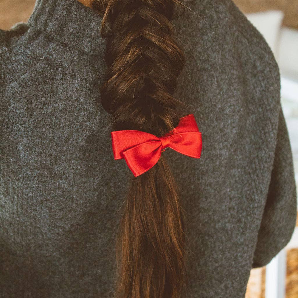 
                      
                        Cinch Bow Scrunchie
                      
                    