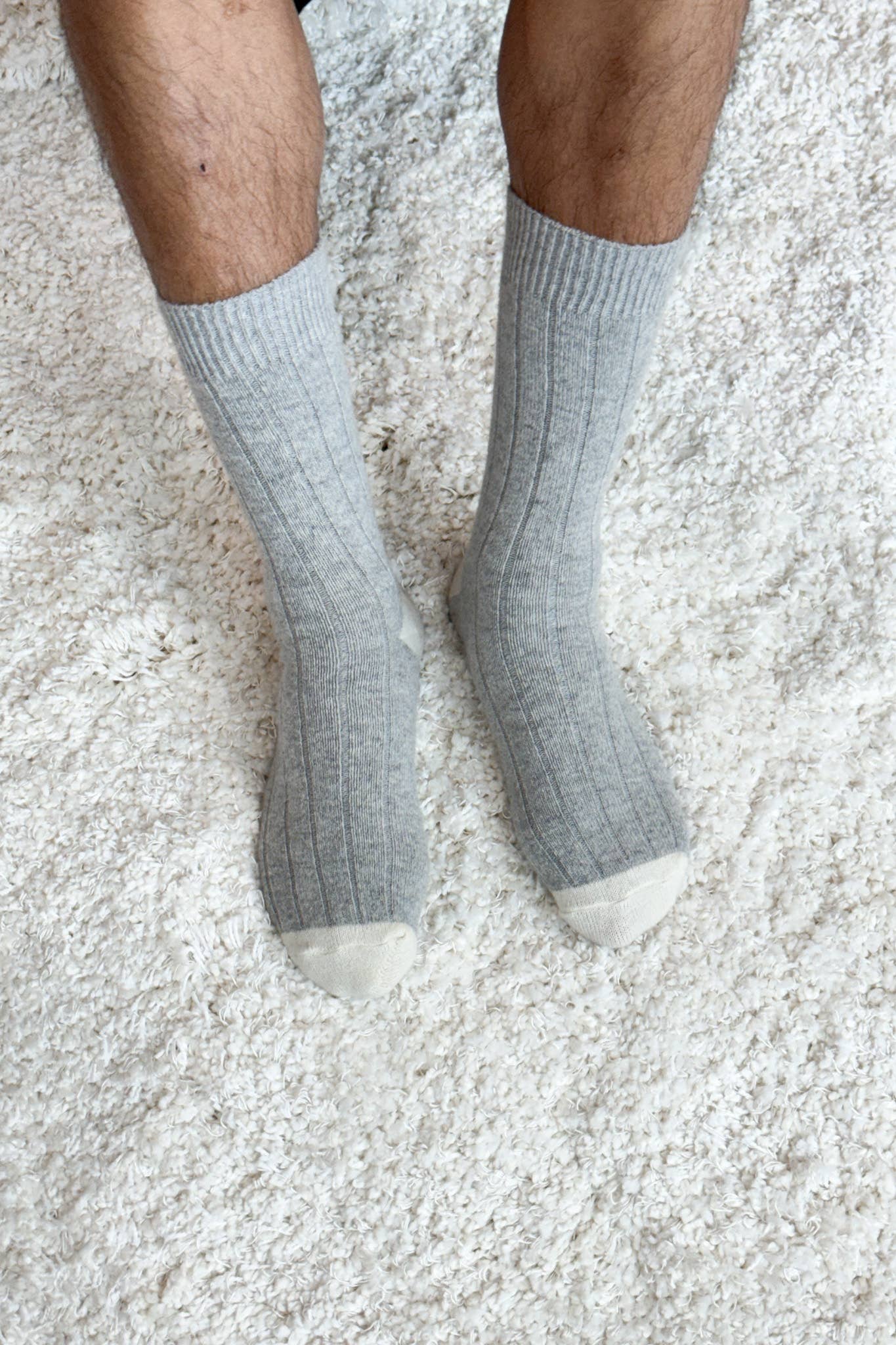 Extended Cashmere Classic Socks