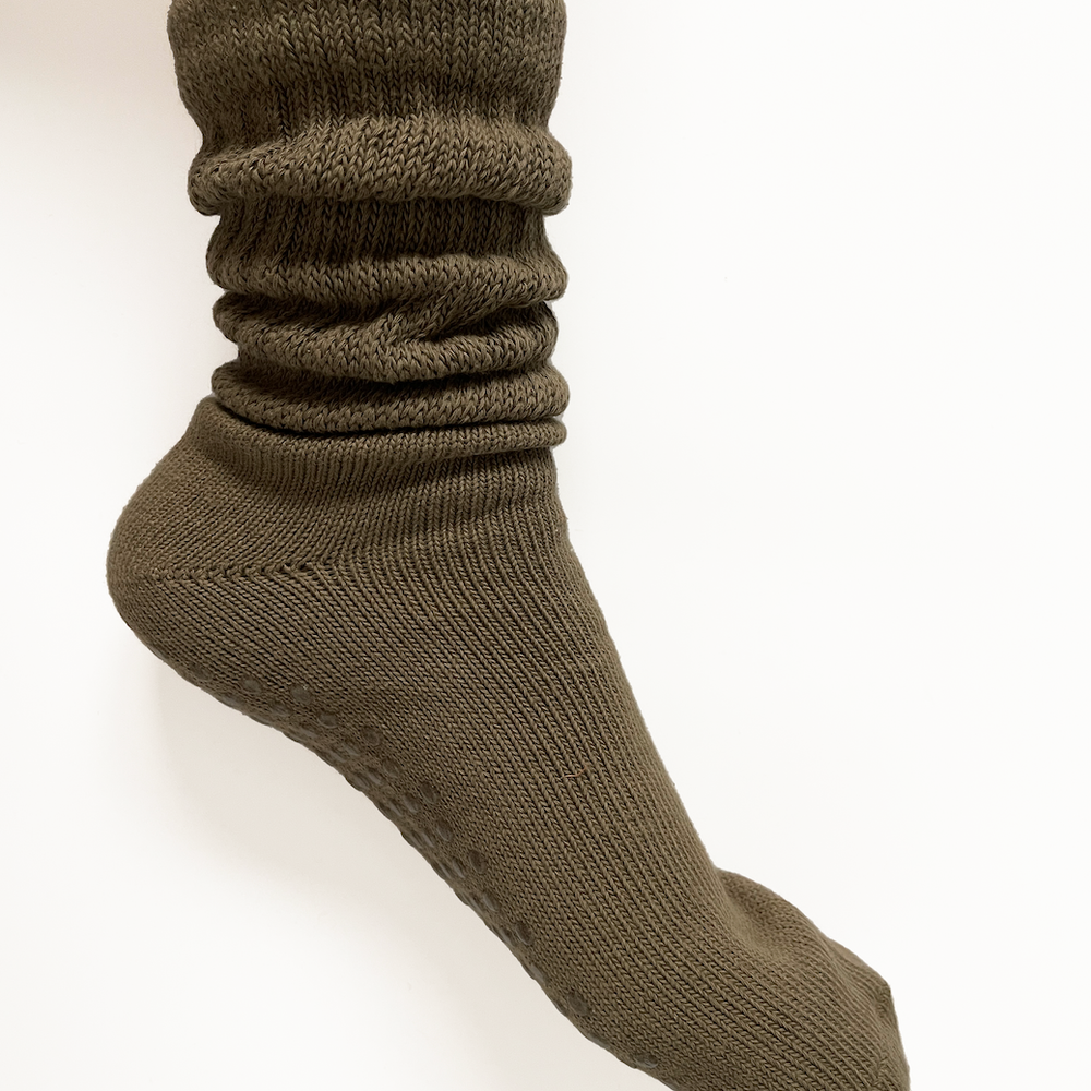 Slouchy grip socks - Olive green