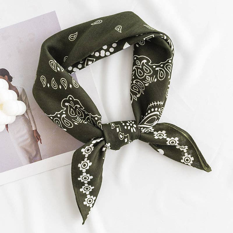 Scarvii - Fashionable Paisley Square Scarf