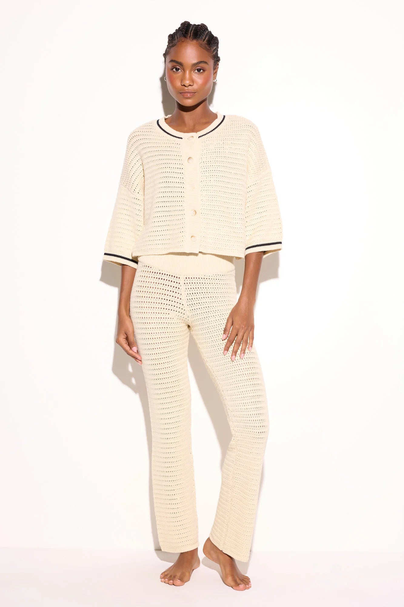 Daphnie Crochet Cardigan Canvas