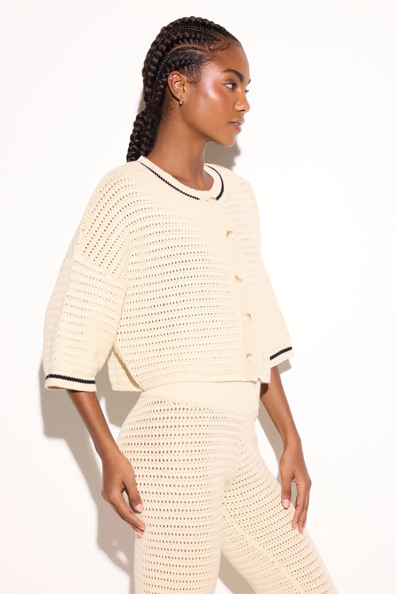Daphnie Crochet Cardigan Canvas