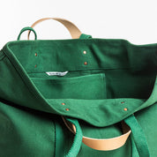 Large East West Tote