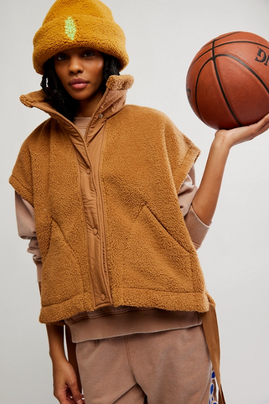 Scout it Out Fleece Vest