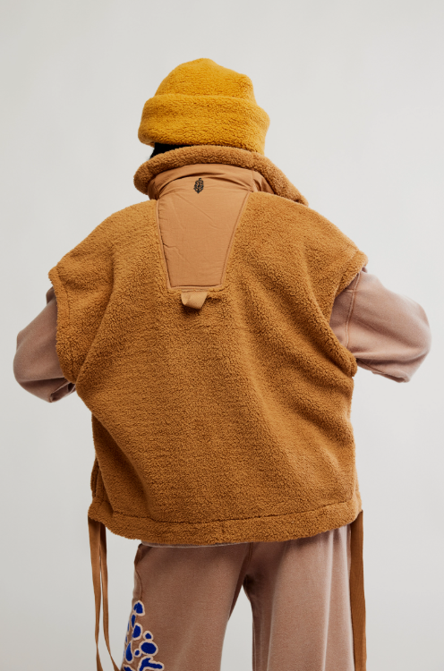 Scout it Out Fleece Vest