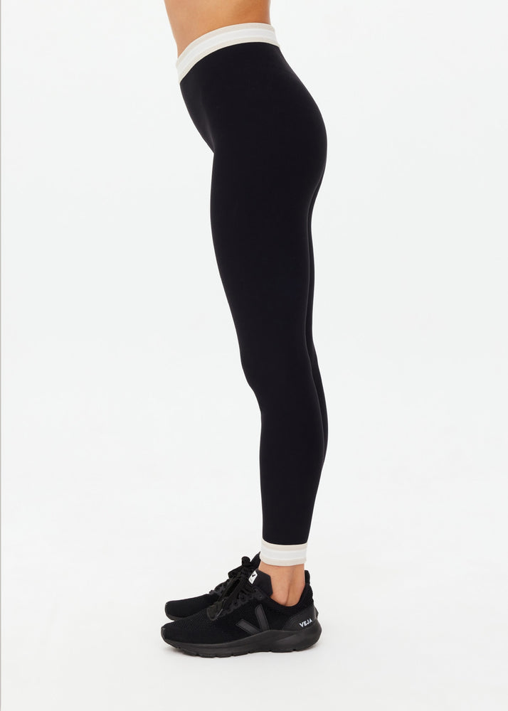 
                      
                        Jagger 25" Midi Legging
                      
                    