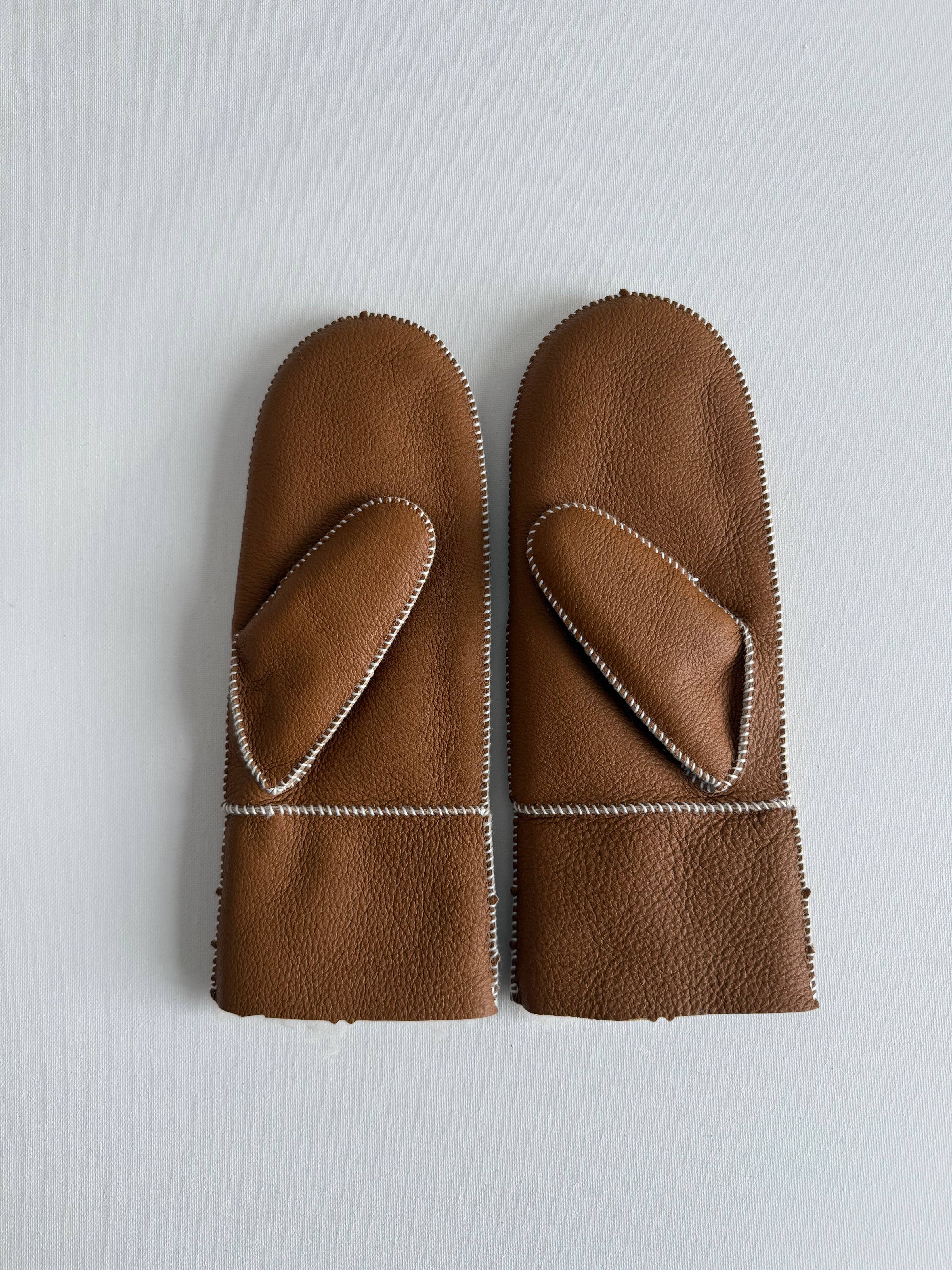 SHEARLING MITTENS