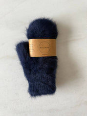FLUFFY ANGORA MITTENS - neutral