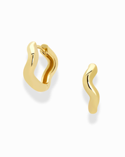 Sloan Wavy Hoops