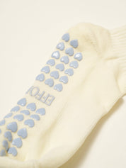 🎀 Bow Ruffle Grip Sock [Dusty Blue], Pilates Socks